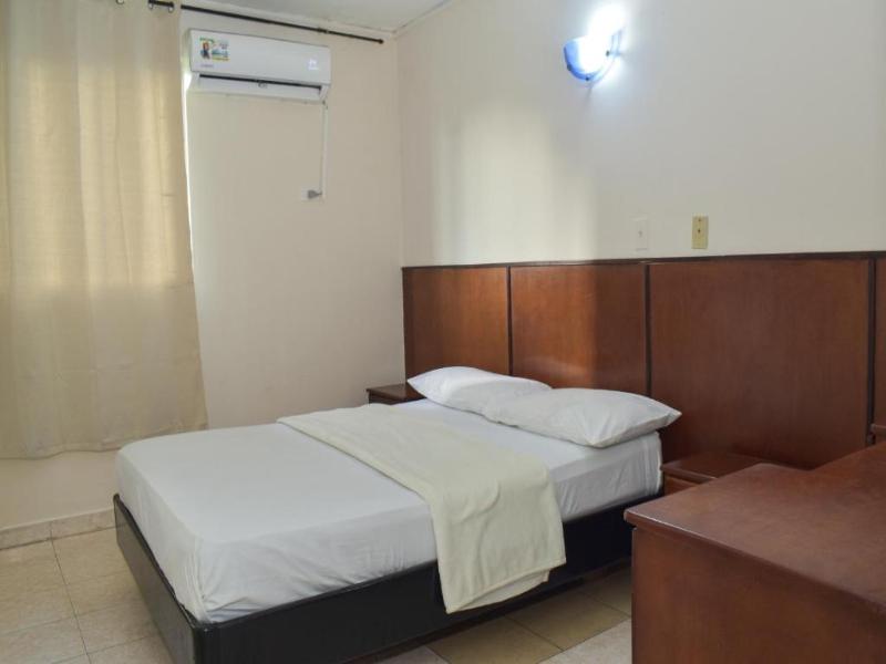 Hotel Costa Azul Panama image