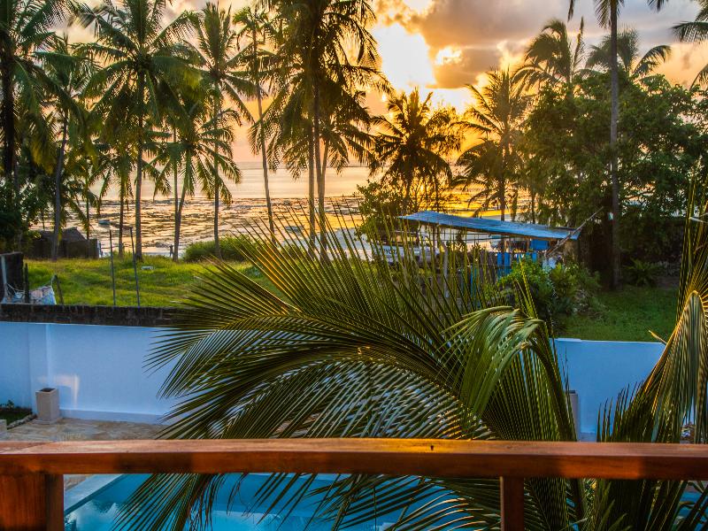 Pingwe Beach Apartments image
