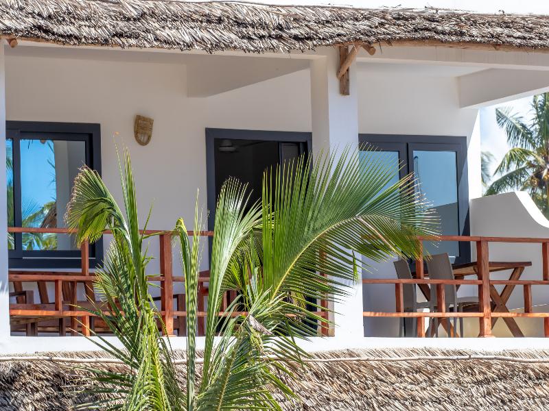 Pingwe Beach Apartments image