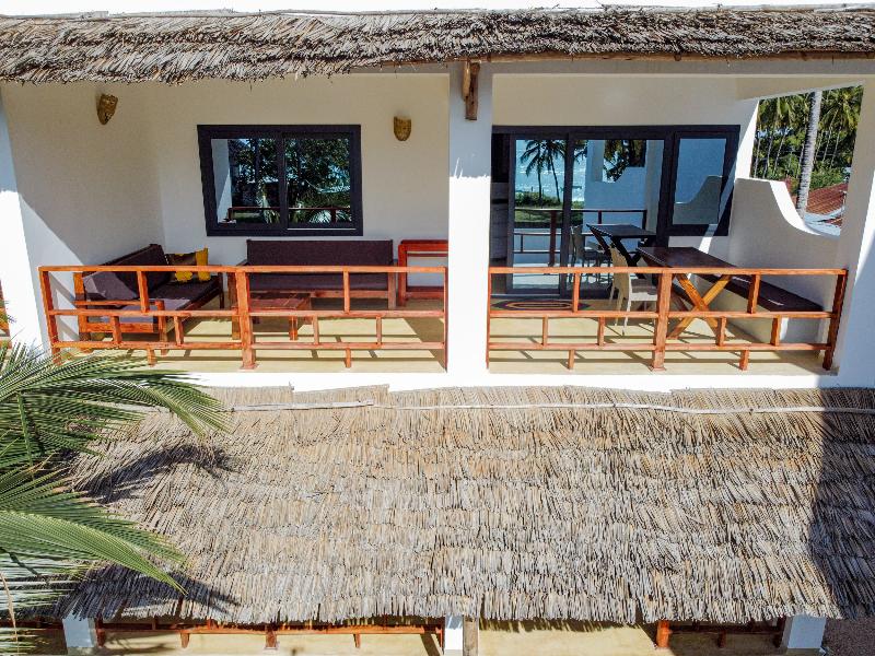 Pingwe Beach Apartments image