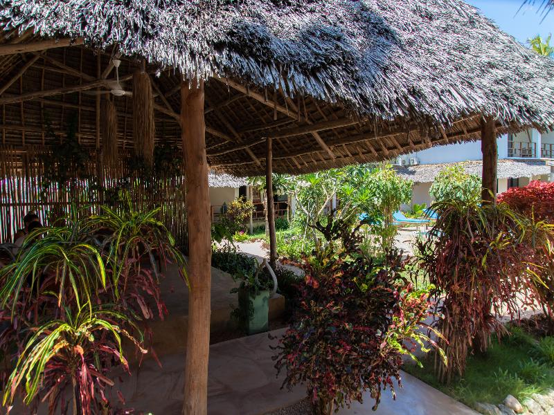 Pingwe Beach Apartments image