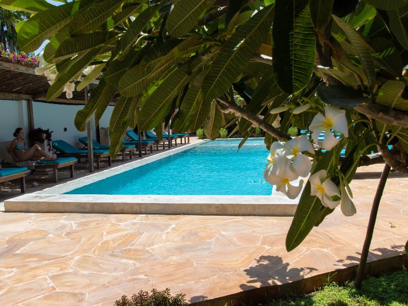 Pingwe Beach Apartments image