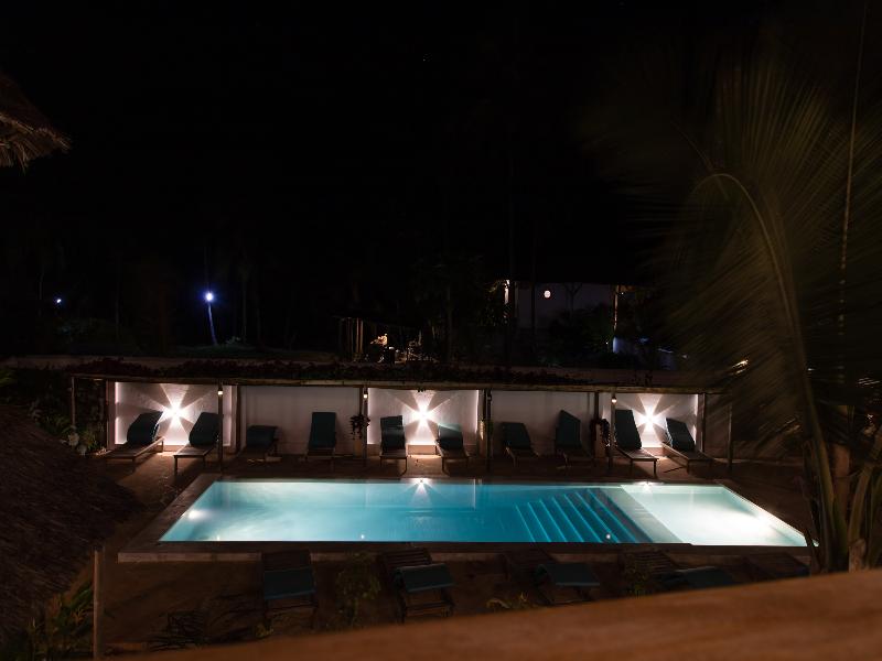 Pingwe Beach Apartments image