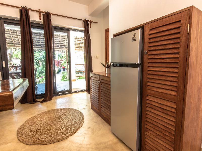 Pingwe Beach Apartments image