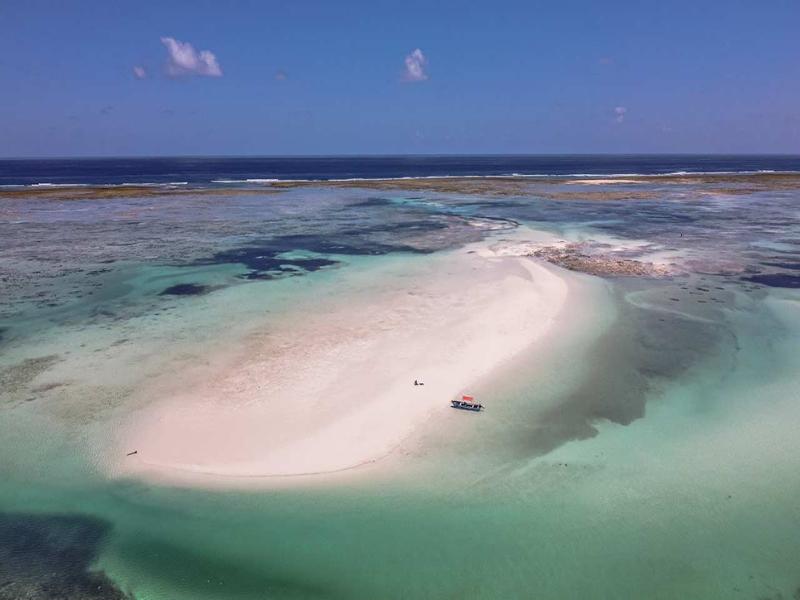 Pingwe Beach Apartments image