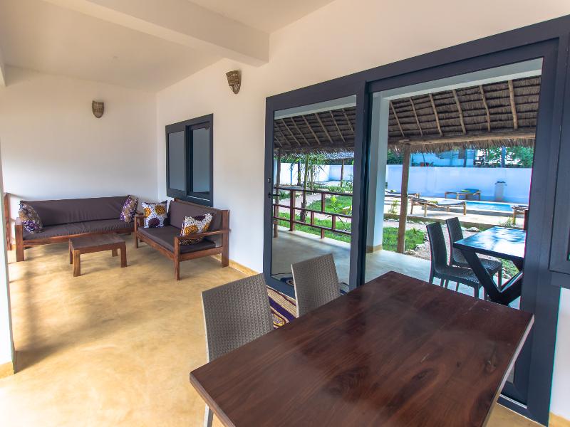 Pingwe Beach Apartments image