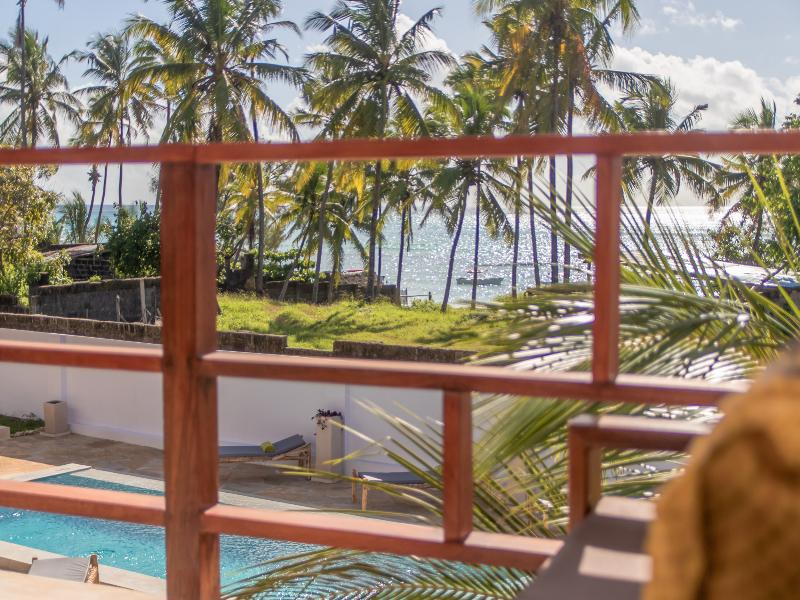 Pingwe Beach Apartments image