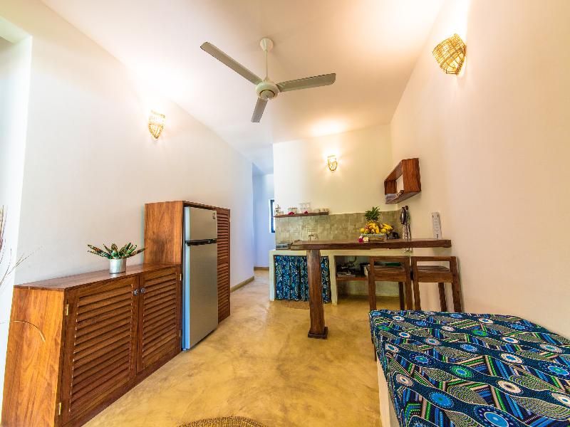 Pingwe Beach Apartments image