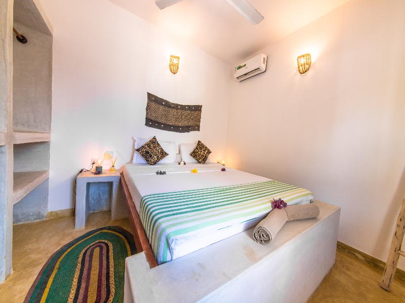 Pingwe Beach Apartments image