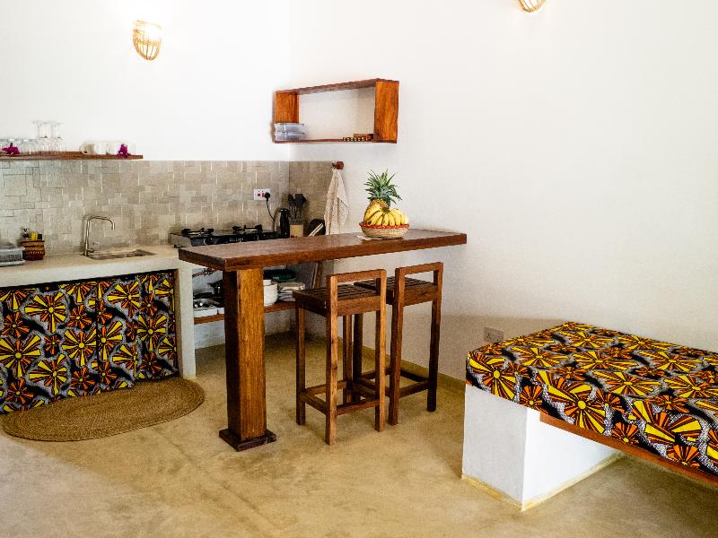 Pingwe Beach Apartments image