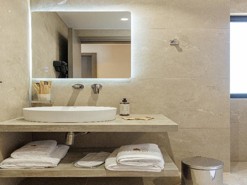 Hotel Pergamus image