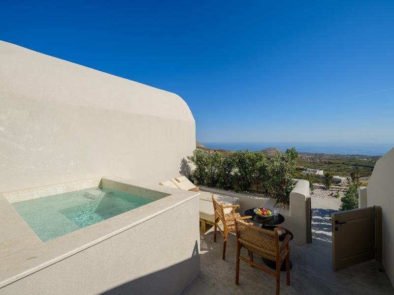 Avelora Suites — photo 9