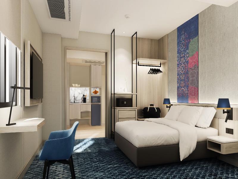 Holiday Inn Express & Suites Bangkok Asoke by IHG image
