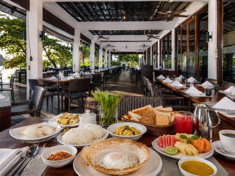 Pullman Bentota Resort And Spa — restaurant