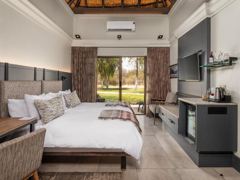 Mokuti Etosha image