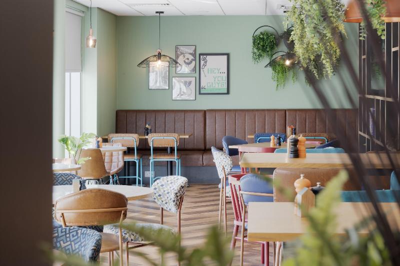 Travelodge Edinburgh Airport Ratho Station image