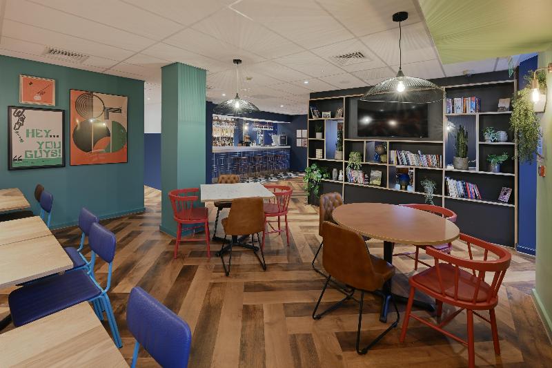 Travelodge Edinburgh Cameron Toll image