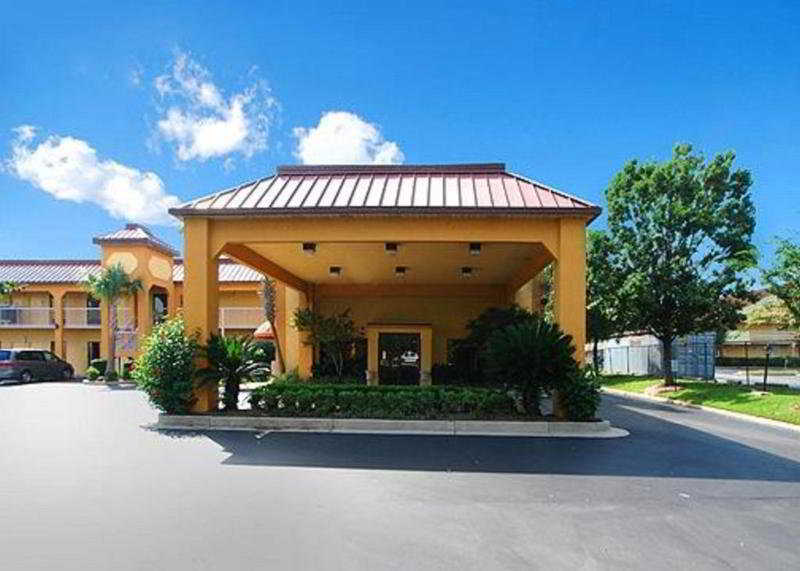 Hotel Fairview Inn and Suites Mobile