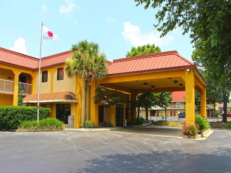 Fairview Inn and Suites Mobile