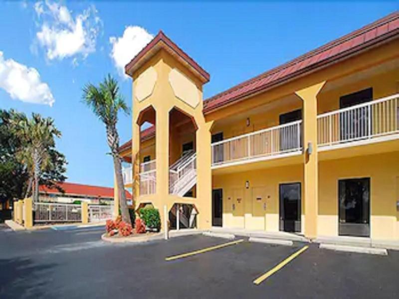 Fairview Inn and Suites Mobile