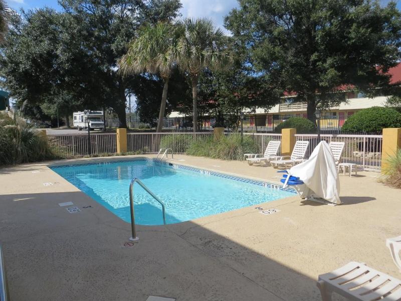 Fairview Inn and Suites Mobile