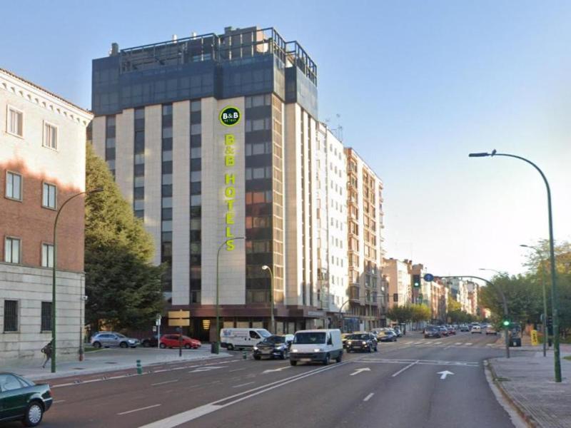B&B hotel Burgos image