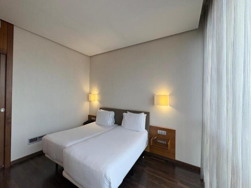 B&B hotel Burgos image