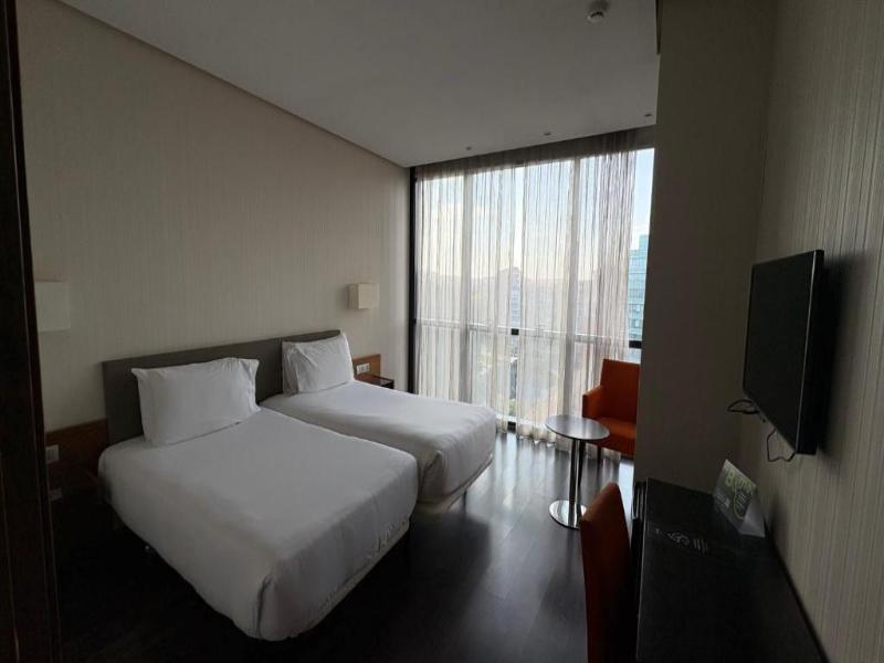 B&B hotel Burgos image