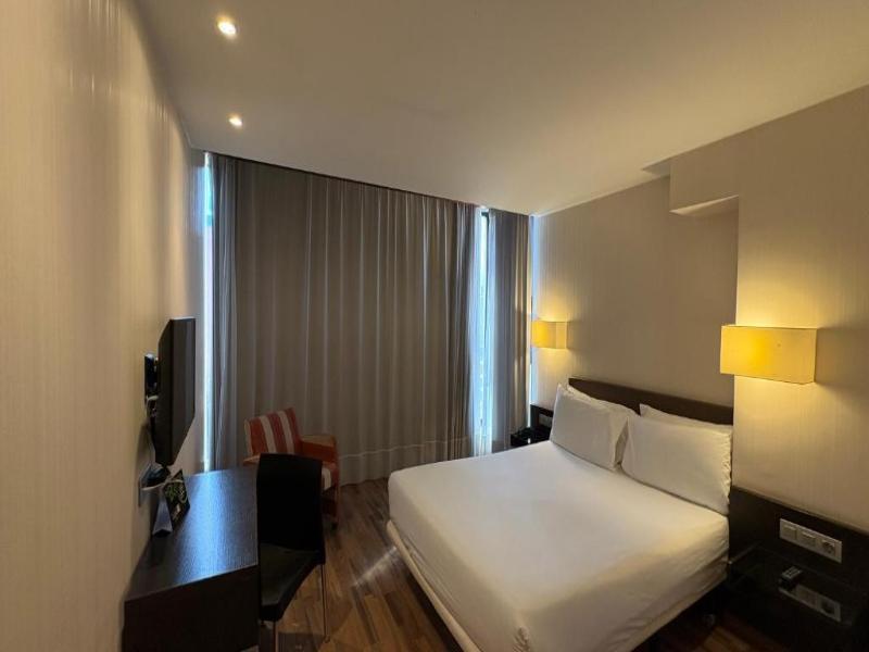 B&B hotel Burgos image