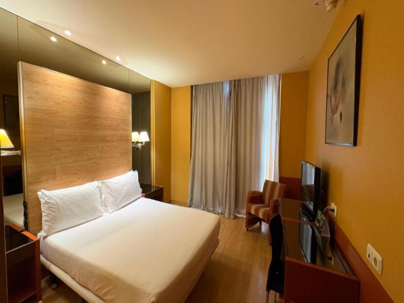 B&B hotel Burgos image