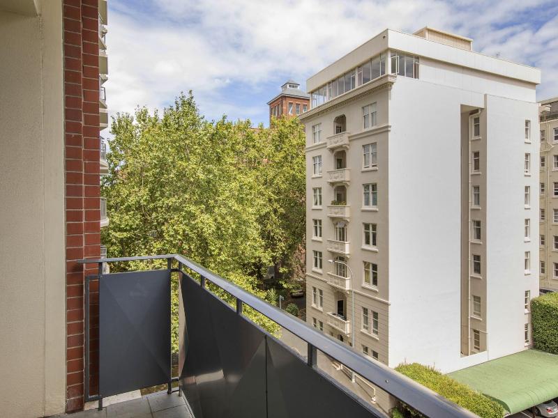 Quest on Eden Serviced Apartments Hotel image