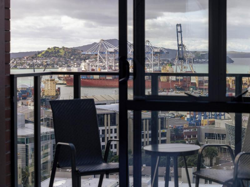 Quest on Eden Serviced Apartments Hotel image