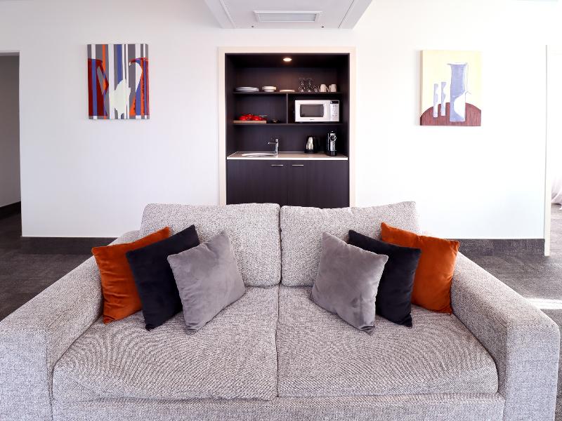 JetPark Auckland Airport Hotel & Conference Centre image