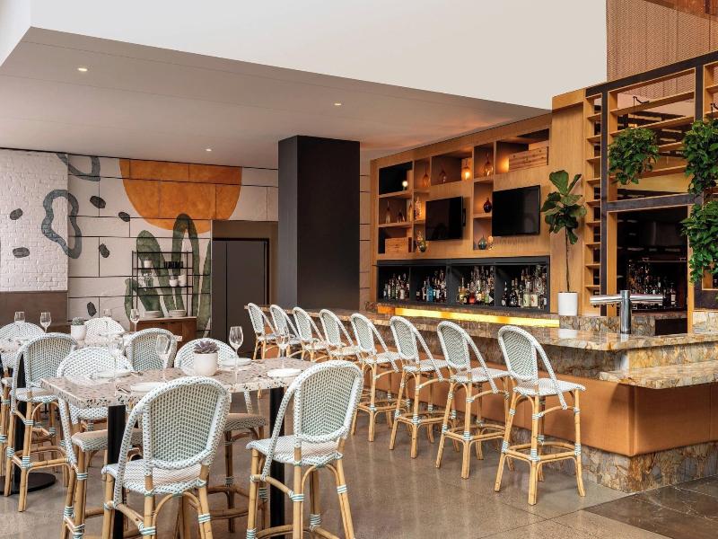 Stay in style at JW Marriott Los Angeles L.A. LIVE