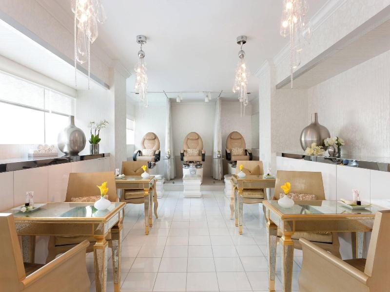 Stay in style at JW Marriott Los Angeles L.A. LIVE