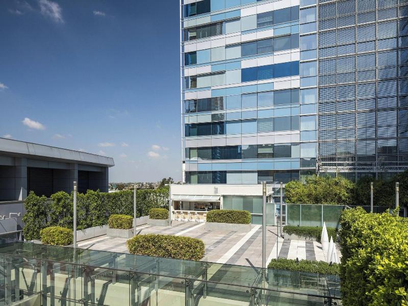 Stay in style at JW Marriott Los Angeles L.A. LIVE