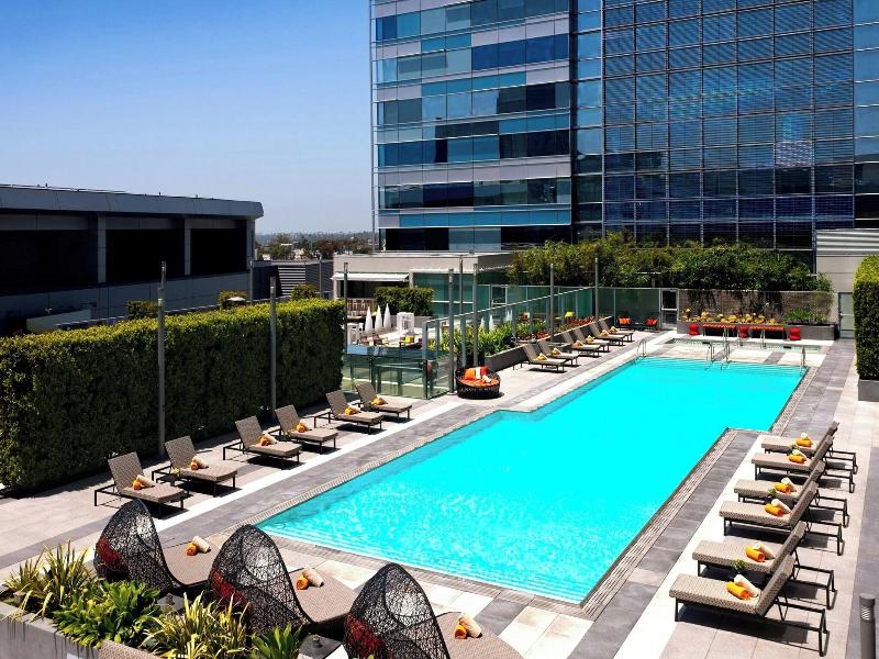Stay in style at JW Marriott Los Angeles L.A. LIVE