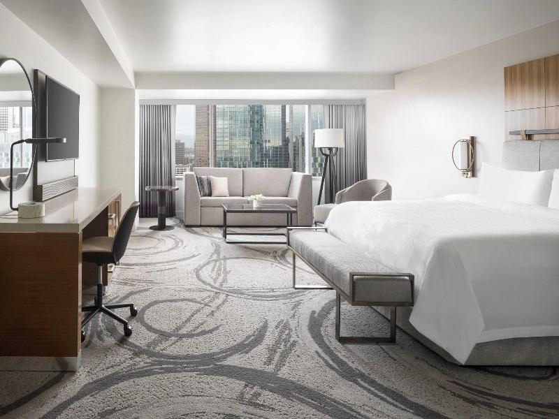 Stay in style at JW Marriott Los Angeles L.A. LIVE