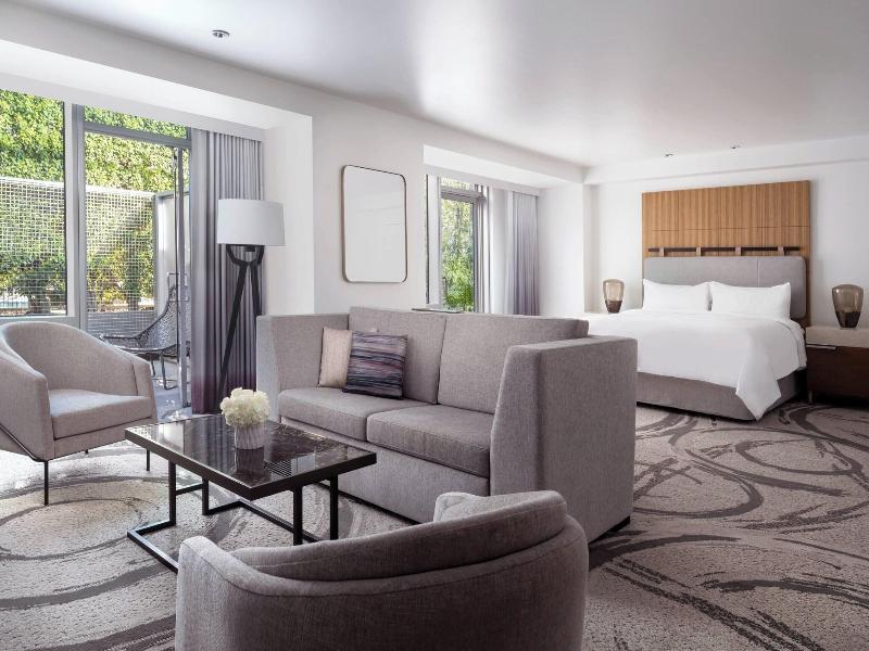 Stay in style at JW Marriott Los Angeles L.A. LIVE