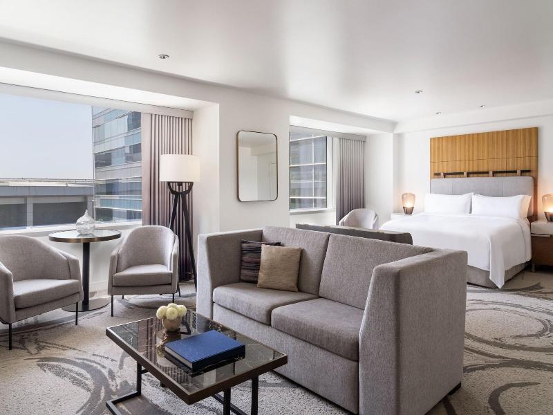 Stay in style at JW Marriott Los Angeles L.A. LIVE