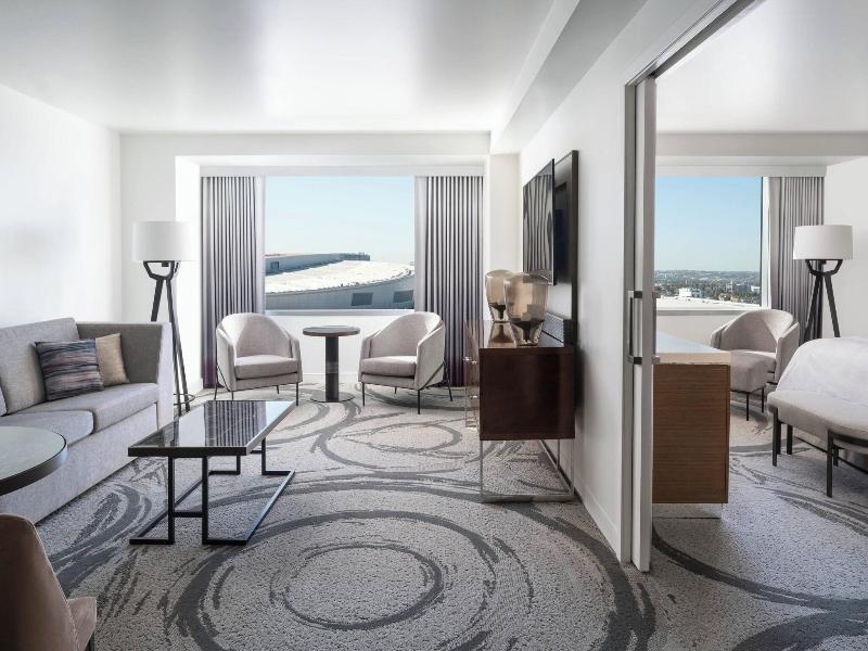 Stay in style at JW Marriott Los Angeles L.A. LIVE