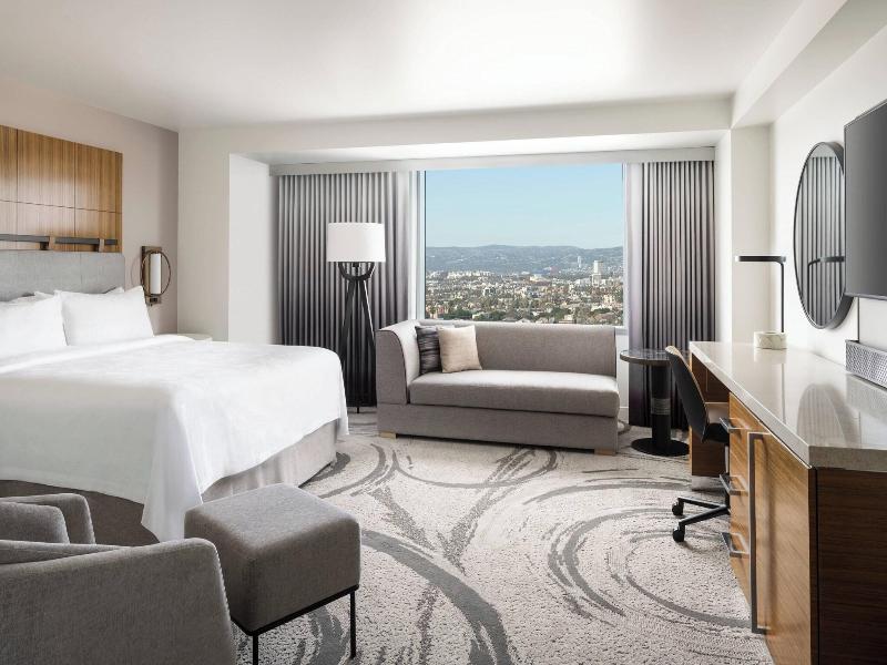 Stay in style at JW Marriott Los Angeles L.A. LIVE
