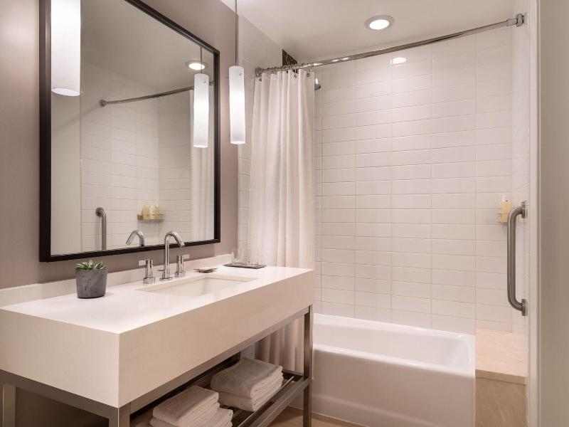 Stay in style at JW Marriott Los Angeles L.A. LIVE