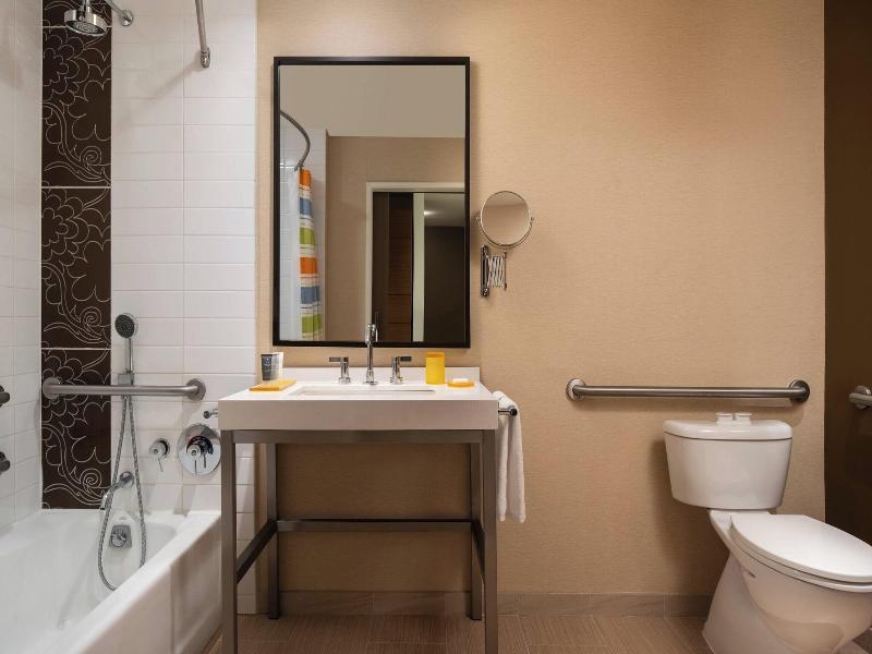 Stay in style at JW Marriott Los Angeles L.A. LIVE