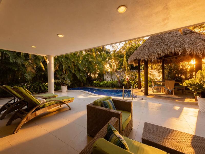 Marival Distinct All-Suites & World Spa-Handwrit C image