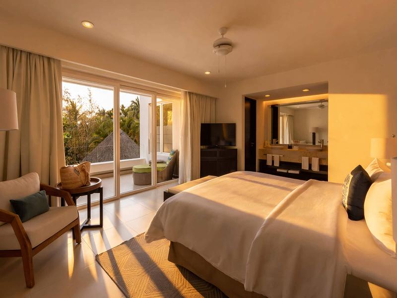Marival Distinct All-Suites & World Spa-Handwrit C image