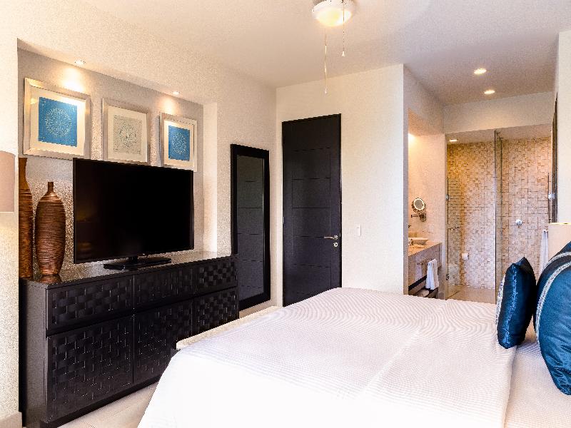 Marival Distinct All-Suites & World Spa-Handwrit C image