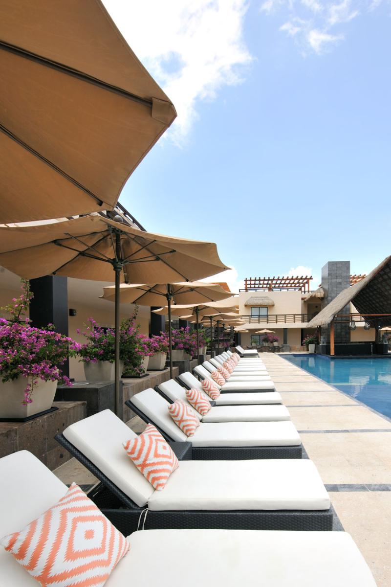 Aldea Thai Luxury Condo Hotel 