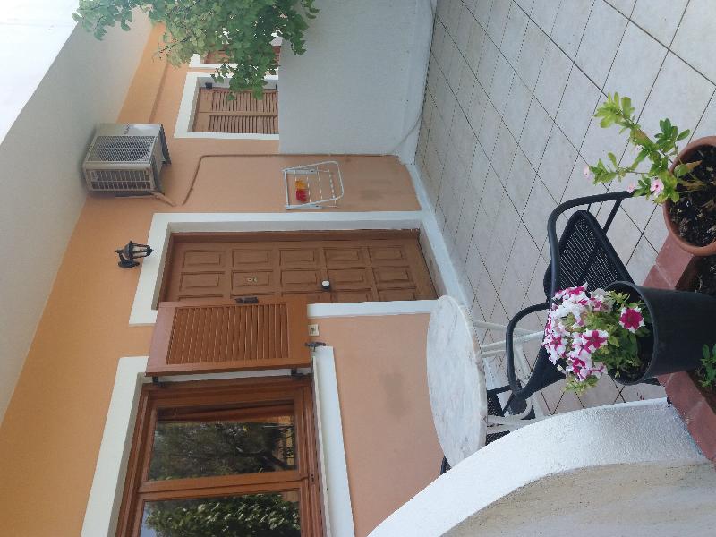 Pythos Studios & Appartments image
