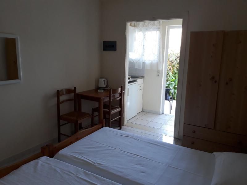 Pythos Studios & Appartments image
